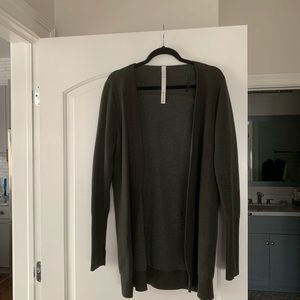 Lululemon City Street Long Cardigan dark green size 8